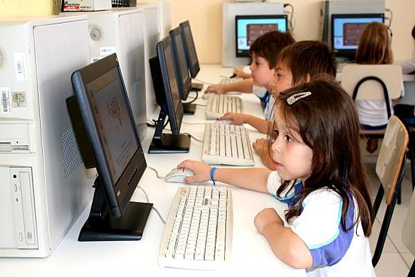 CASCAVEL INICIA PROJETO DE INFORMATICA