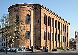 Basílica de Majencio y Constantino