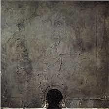 Forma negra sobre cuadro gris