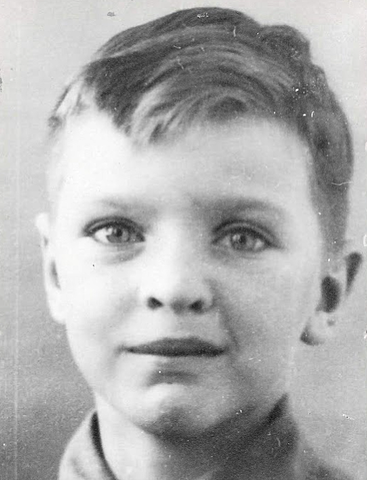 James Dale Peacock drowns in Moline Acres, MO.