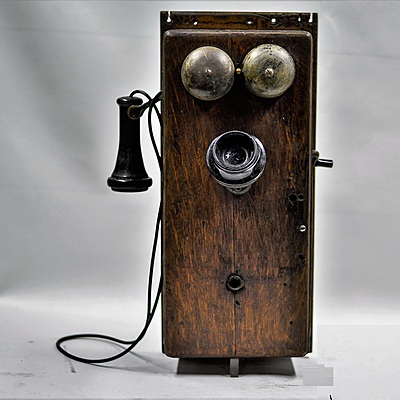 Timeline: La Telefonía en República Dominicana (1875-2017)