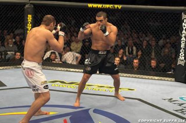 Vitor Belfort and Randy Couture Fight