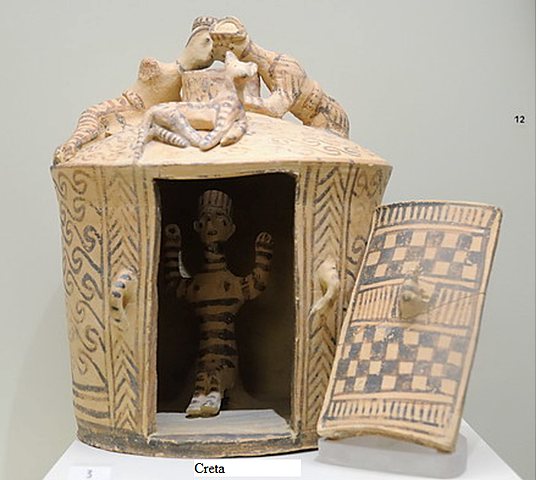 Modelo en arcilla de edificio circular