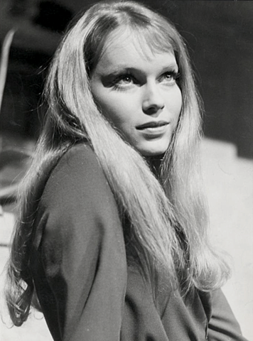 Mia Farrow. (1945-Actualidad).