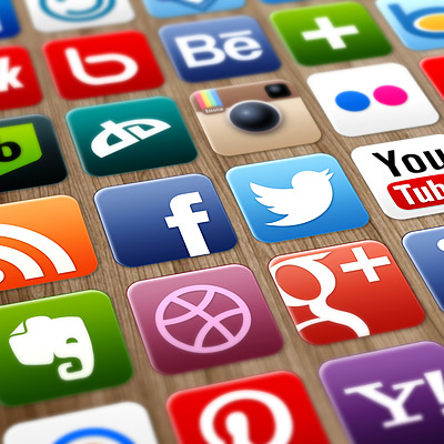 Timeline: Социальные сети