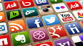 Timeline: Социальные сети