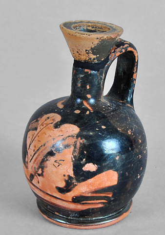 Cerámica de figuras rojas en España