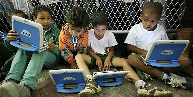 Início da informática no Ensino Básico