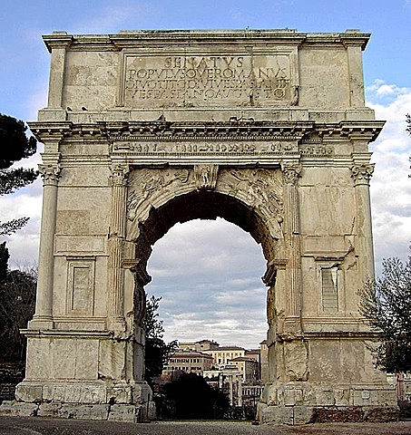 Edificio conmemorativo. Arco de Tito
