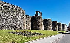 Edificio defensivo - militar. Murallas