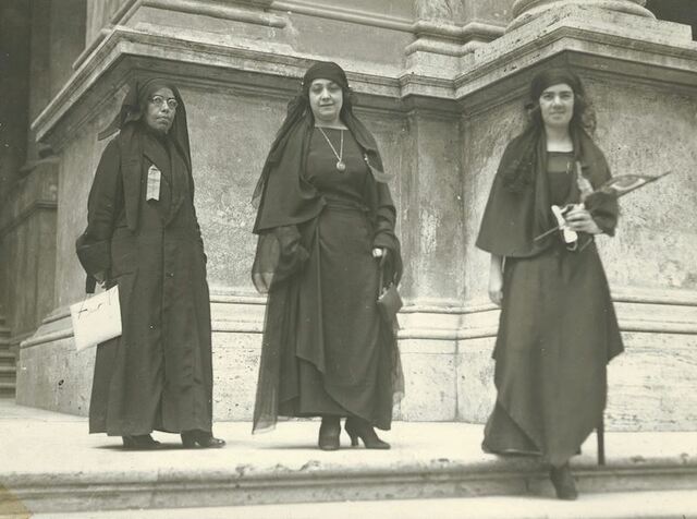 Egypt post colonial daily clothing