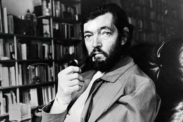 Muere Julio Cortázar