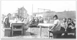 The Canadian government issues a statement of reconciliation to residential school survivors and victims and establishes the Aboriginal Healing Foundation.