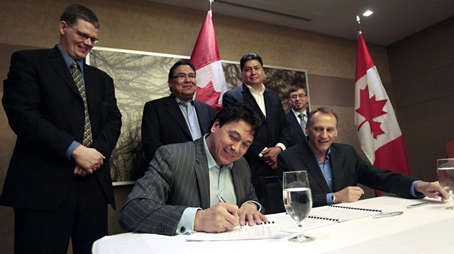 The Canadian government releases Gathering Strength: Canada's Aboriginal Action Plan, which expresses regret for damaging actions that have been committed against Aboriginal people, and sets out a plan to fully implement treaty terms,