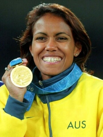 Cathy Freeman Wins Gold