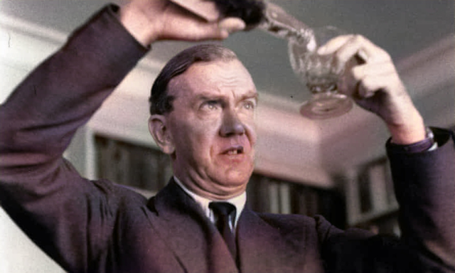 Nacimiento de Graham Greene