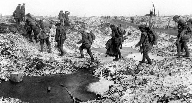 Primera Fase: la guerra de moviments (P.1)