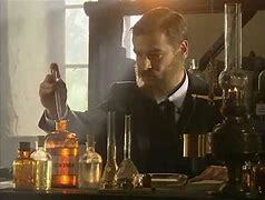 Nobel descubre a dinamita