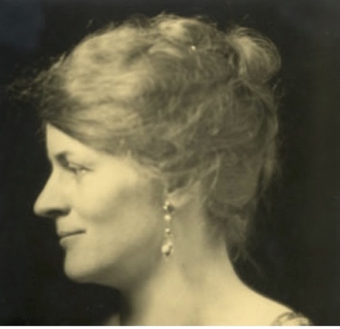 May Massee opens a children's books department at Viking