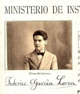 FACULTAD DE DERECHO Y LETRAS