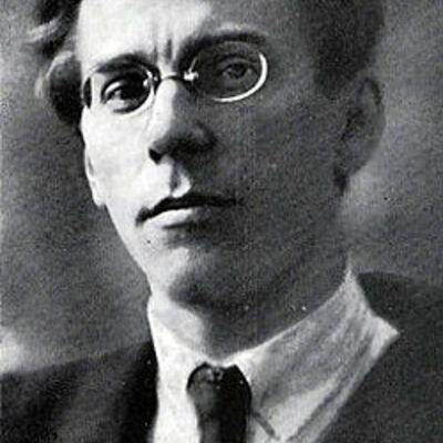 Timeline: Павло Тичина