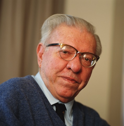 Fred Hoyle
