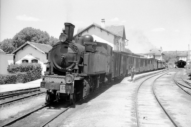 1ª liña de ferrocarril en España