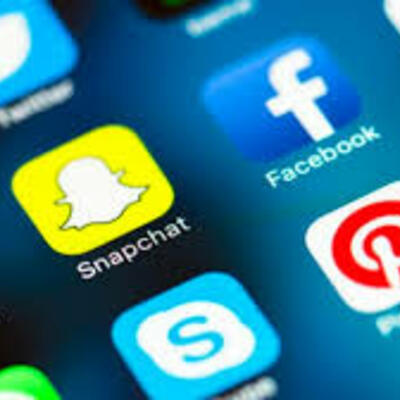 Timeline: Réseaux sociaux