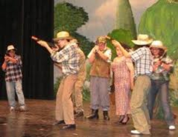 TEATRO DE CARACTER POPULAR CON DRAMA SOCIAL