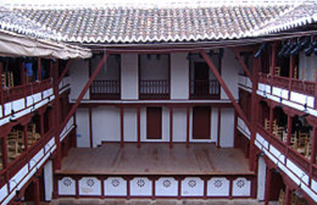 se crean los corrales de comedia