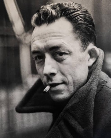 Nace Albert Camus
