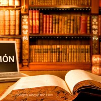 Timeline: VOLVER AL PASADO (PEDAGOGÍAS CRÍTICAS Y DECOLONIALES)