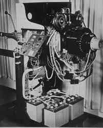 Primer motor controlado.