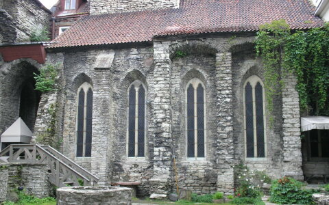 Esimene kloostrikooli loomine