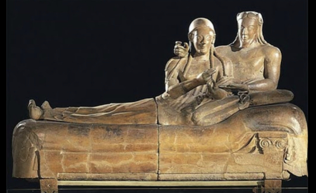 Il sarcofago degli sposi