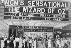 Wizard of Oz Premiers in Movie Theaters