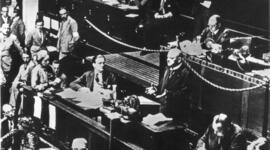 Timeline: Außenpolitik der Weimarer Republik - Deutschlands Rückkehr in die Völkerfamilie