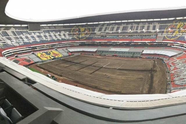 THE GREEN OF THE AZTEC AND ITS ARTIFICIAL LIGHTING