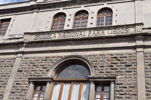 Fundación de la Primera Escuela para Ciegos en la Ciudad de México