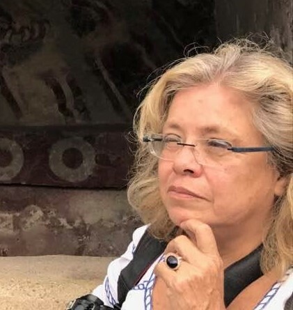 Primera mujer graduada en la UCR