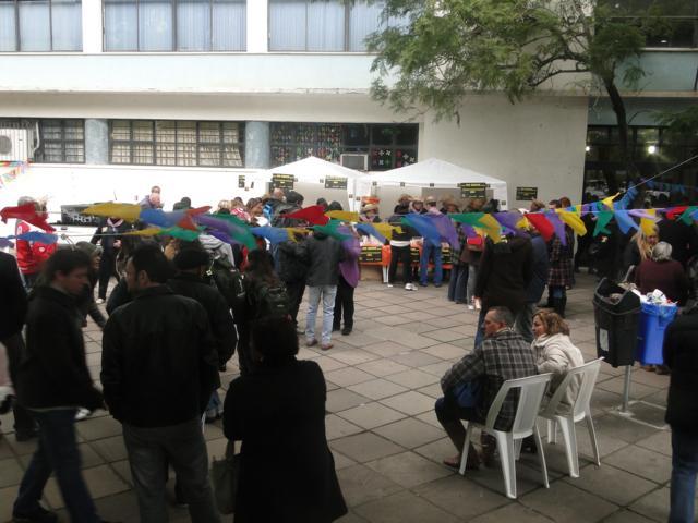 ARRAIAL DA GREVE NA FACED