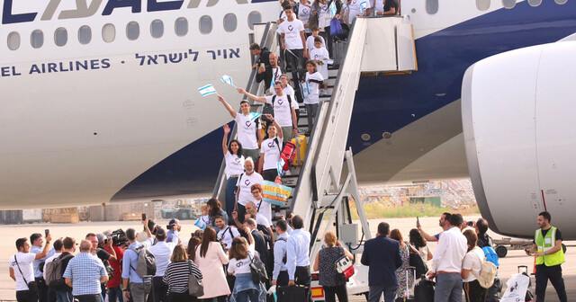 He made aliyah to Eretz Yisrael