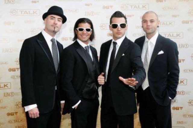 went to the hedley concert