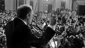 Le groupe parlementaire libéral a convaincu Trudeau