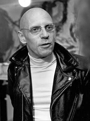 Foucault (1926-1984). "Hay que ser un héroe para enfrentarse con la moralidad de la época