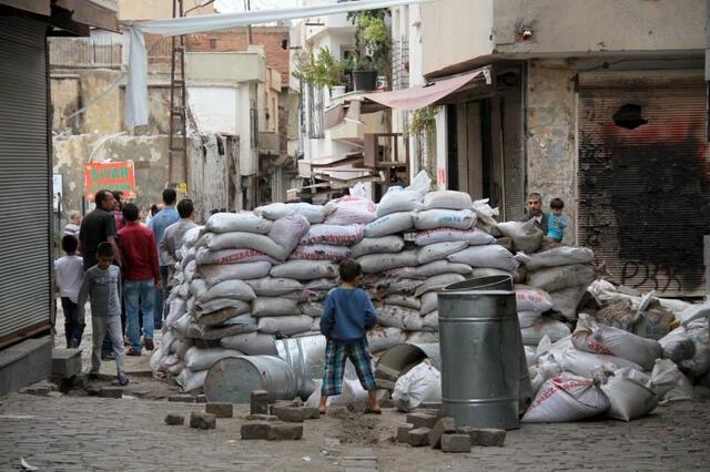 Cease fire collapses