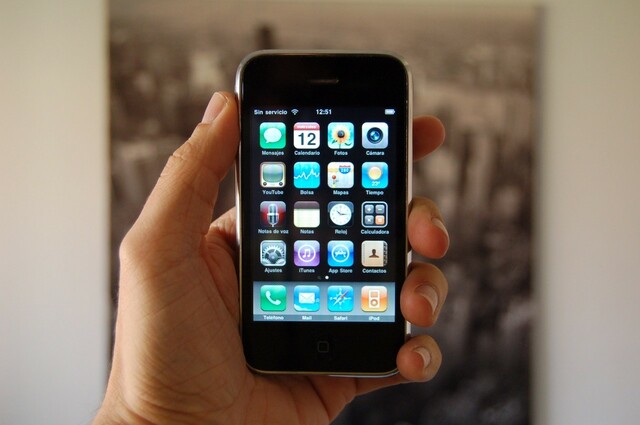 Mi mamá adquiere un iphone 3