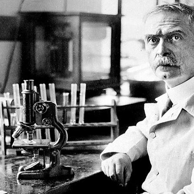 Timeline: HISTORIA DE LA MICROBIOLOGÍA                 /  RASHELLA ROQUE Y FERNANDO ROSALES