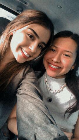 Vi a mi mejor amiga después de 1 año