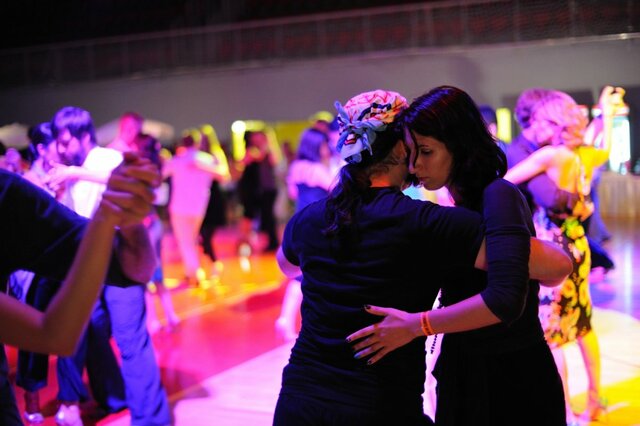 Danseaza tango in Croatia